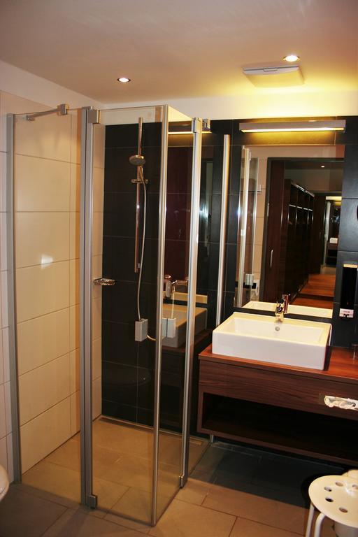 Stadthotel Bernstein ريغنسبورغ المظهر الخارجي الصورة