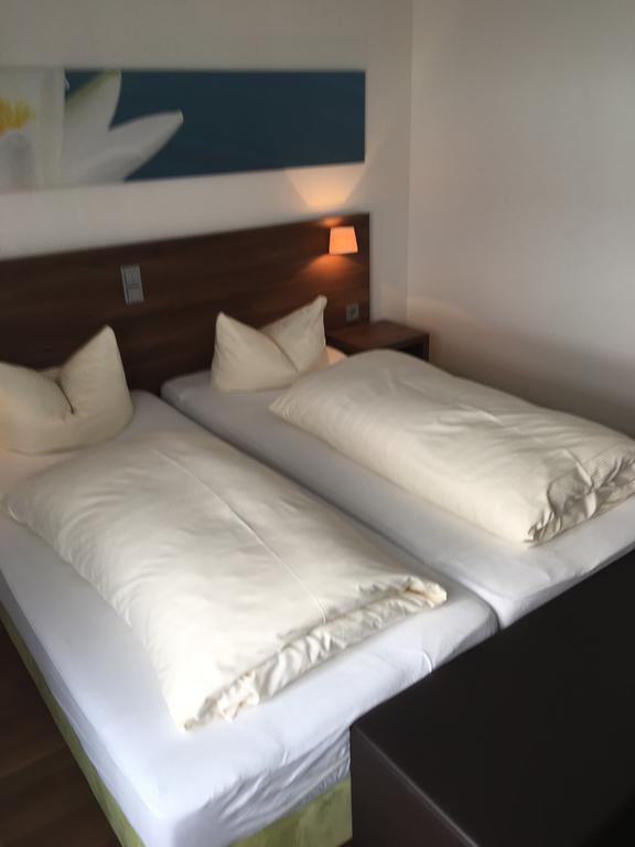 Stadthotel Bernstein ريغنسبورغ المظهر الخارجي الصورة